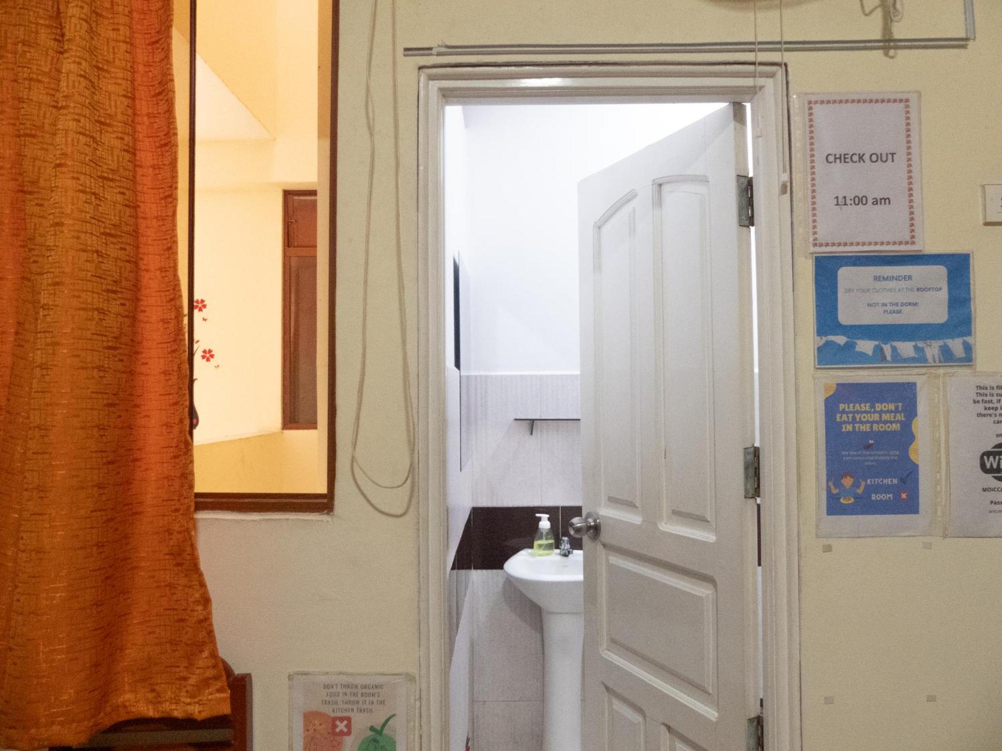 Moicca Youth Hostel Икитос Стая снимка